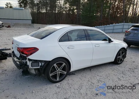 2019 Mercedes-Benz A 220 4Matic из США, поврежденный, VIN WDD3G4FB9KW033156